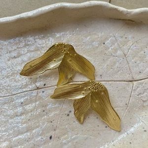 Anthropologie Gold Leaf Oak Seed Earrings